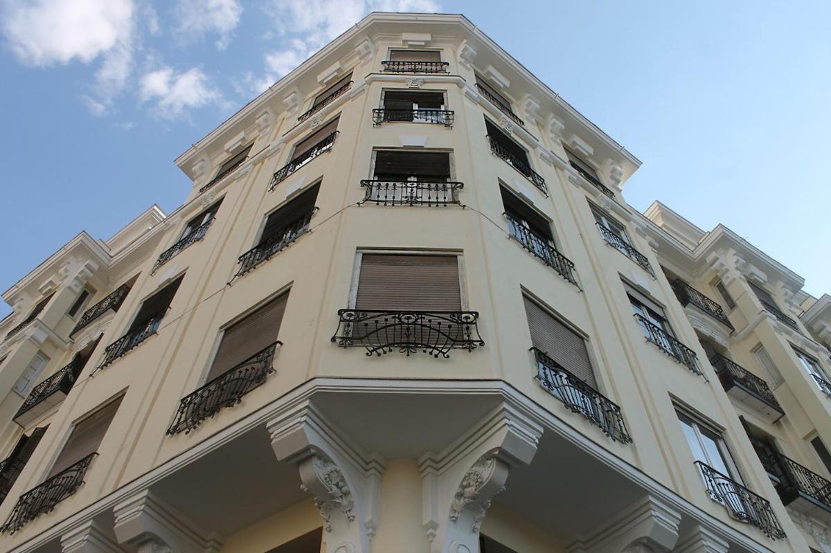 Ap Edificio Embajadores -No Ascensor- Мадрид Екстериор снимка